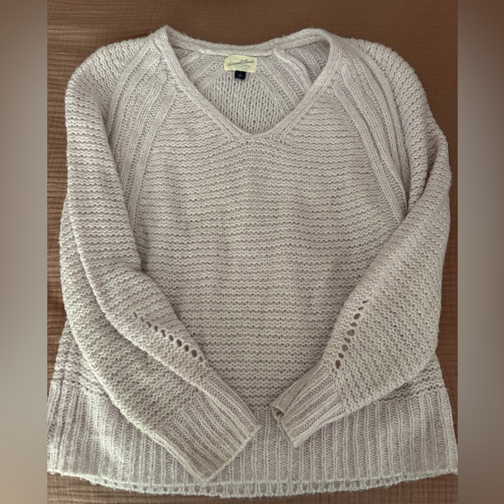 Universal Thread Light Purple V-Neck Sweater